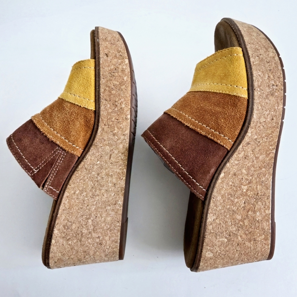 Clarks Artisan Platform Slip-On Wedges, Suede Sunset Colors, Size 10 - Picture 5 of 16